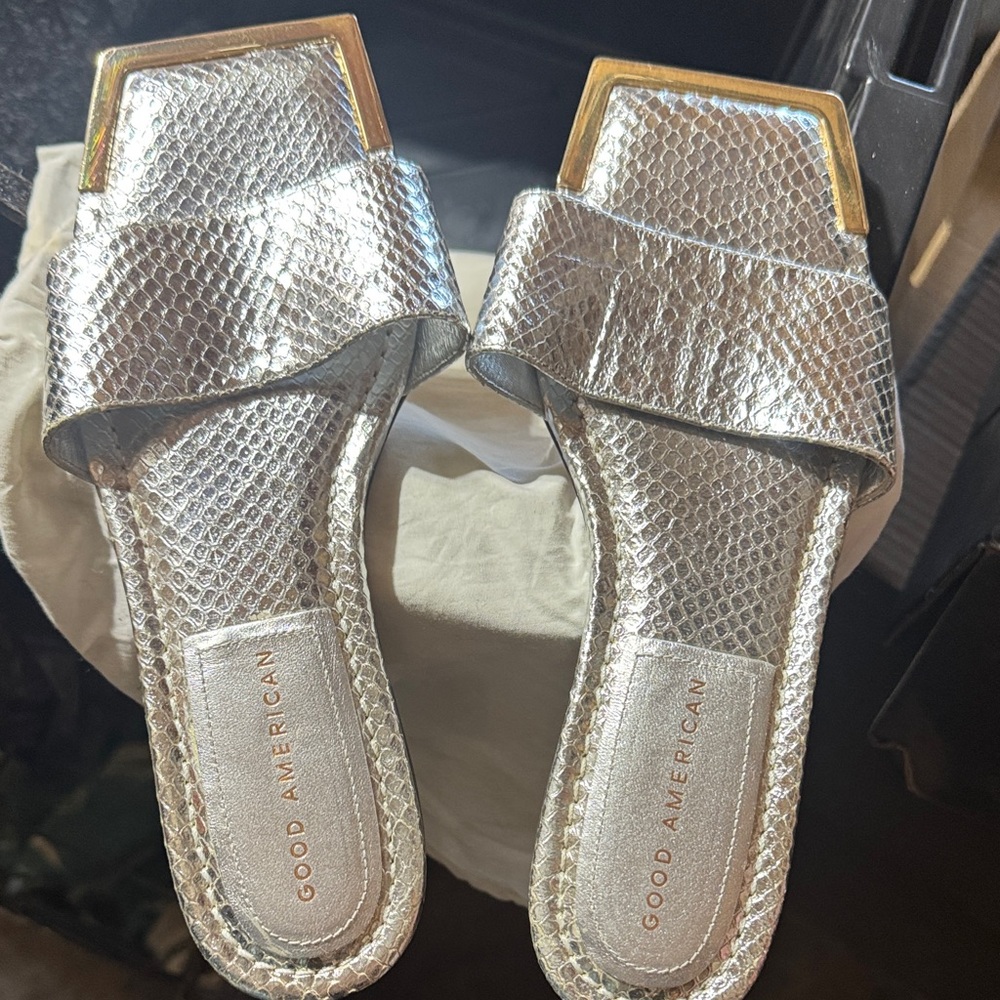 Good American Metallic Silver Heels